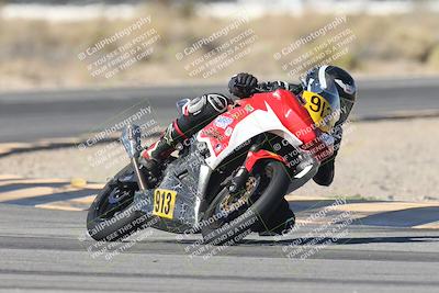 media/Oct-30-2025-Racers Edge (Thu) [[dabbdaf680]]/3-B Group/Session 4 Turn 16/